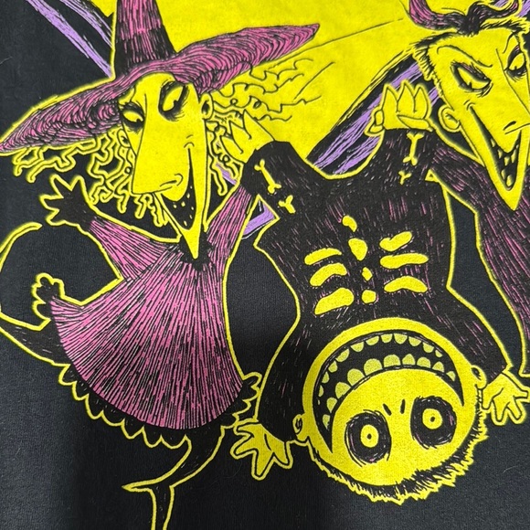 Disney Black and Yellow Long Sleeve Skateboarding Tees - Picture 5 of 6